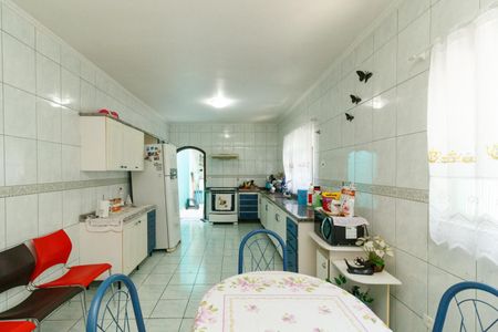 Casa à venda com 164m², 3 quartos e 2 vagasCozinha