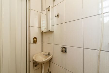 Casa à venda com 164m², 3 quartos e 2 vagasEdícula - Banheiro