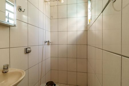 Casa à venda com 164m², 3 quartos e 2 vagasEdícula - Banheiro