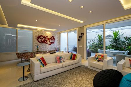 Casa à venda com 3 quartos, 394m² em Campo Belo, São Paulo