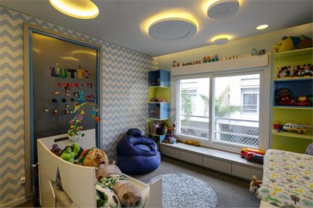Casa à venda com 3 quartos, 394m² em Campo Belo, São Paulo