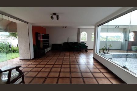 Casa à venda com 4 quartos, 328m² em Brooklin, São Paulo