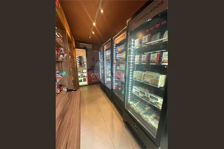 Apartamento à venda com 2 quartos, 51m² em Vila Isa, São Paulo