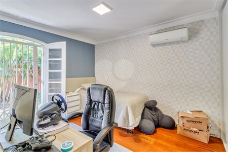 Casa à venda com 4 quartos, 373m² em Vila Campo Grande, São Paulo