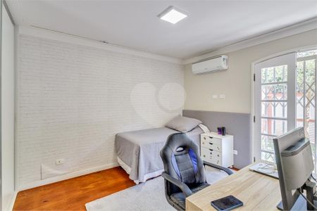 Casa à venda com 4 quartos, 373m² em Vila Campo Grande, São Paulo