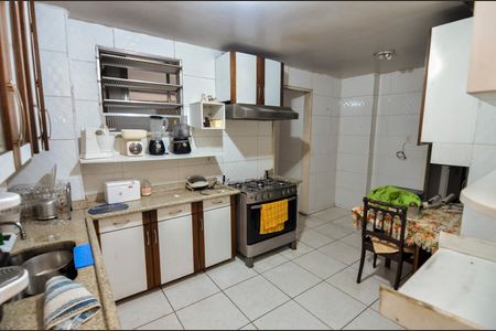 Apartamento à venda com 120m², 3 quartos e 1 vagaCozinha