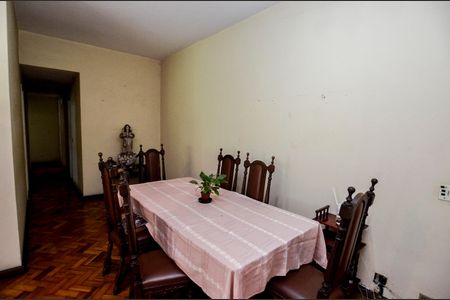 Apartamento à venda com 120m², 3 quartos e 1 vagaSala