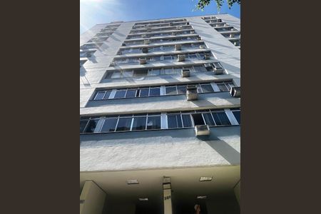 Apartamento à venda com 120m², 3 quartos e 1 vagaFachada
