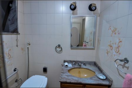 Apartamento à venda com 120m², 3 quartos e 1 vagaBanheiro 2