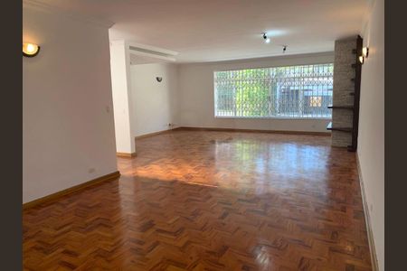 Casa à venda com 300m², 4 quartos e 4 vagas
