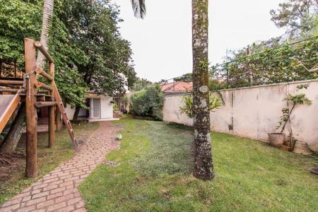 Casa à venda com 300m², 4 quartos e 4 vagas