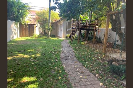 Casa à venda com 300m², 4 quartos e 4 vagas