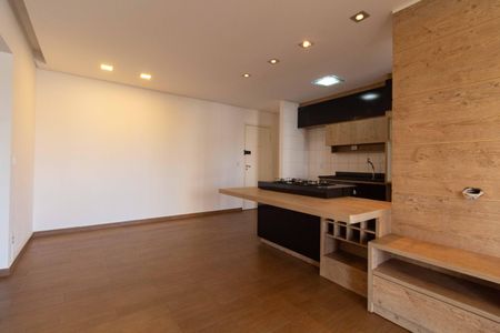 Apartamento à venda com 72m², 2 quartos e 1 vagaSala