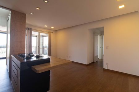 Apartamento à venda com 72m², 2 quartos e 1 vagaSala