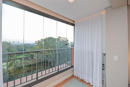 Apartamento para alugar com 123m², 3 quartos e 2 vagasSacada