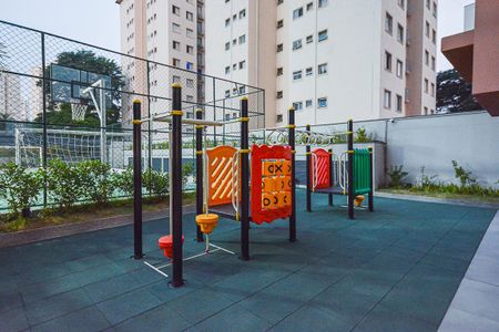 Apartamento para alugar com 123m², 3 quartos e 2 vagasÁrea comum - Playground