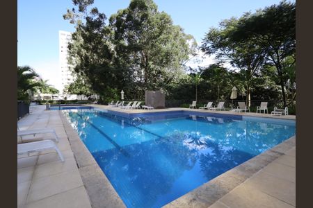 Apartamento à venda com 104m², 2 quartos e 2 vagasÁrea comum - Piscina