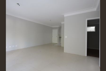 Apartamento à venda com 104m², 2 quartos e 2 vagasSala
