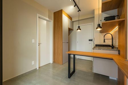 Sala/Cozinha de apartamento para alugar com 1 quarto, 28m² em Pinheiros, São Paulo