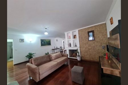 Casa à venda com 4 quartos, 267m² em Interlagos, São Paulo