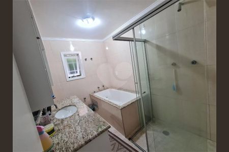Casa à venda com 4 quartos, 267m² em Interlagos, São Paulo