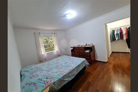 Casa à venda com 4 quartos, 267m² em Interlagos, São Paulo