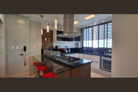 Apartamento à venda com 202m², 3 quartos e 2 vagasCozinha 