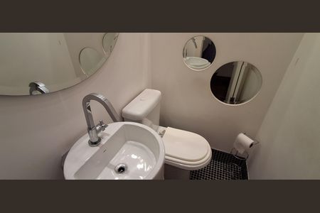 Apartamento à venda com 202m², 3 quartos e 2 vagasLavabo 