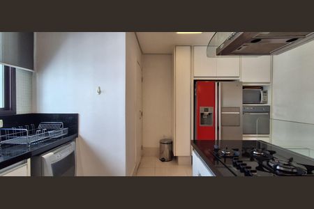 Apartamento à venda com 202m², 3 quartos e 2 vagasCozinha 