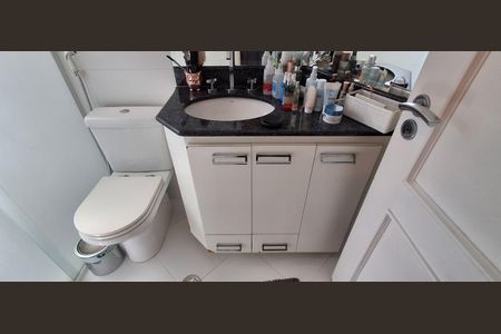 Apartamento à venda com 202m², 3 quartos e 2 vagasBanheiro Suíte 3