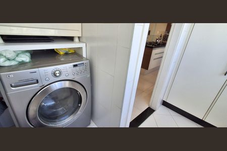 Apartamento à venda com 202m², 3 quartos e 2 vagasÁrea de Serviço 