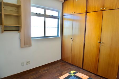 Apartamento para alugar com 200m², 4 quartos e 2 vagas Apartamento para alugar com 200m², 4 quartos e 2 vagasQuarto 4