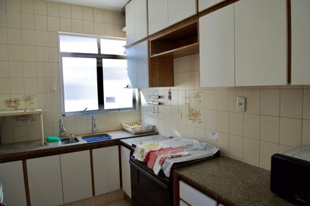 Apartamento para alugar com 200m², 4 quartos e 2 vagas Apartamento para alugar com 200m², 4 quartos e 2 vagasCozinha
