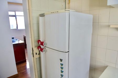 Apartamento para alugar com 200m², 4 quartos e 2 vagas Apartamento para alugar com 200m², 4 quartos e 2 vagasCozinha - Geladeira