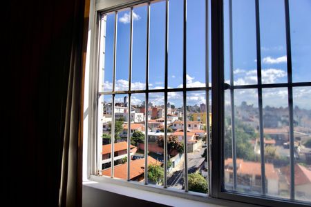 Apartamento para alugar com 200m², 4 quartos e 2 vagas Apartamento para alugar com 200m², 4 quartos e 2 vagasQuarto 1/Sala de TV - Janela