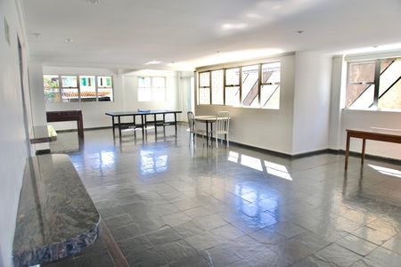 Apartamento para alugar com 200m², 4 quartos e 2 vagas Apartamento para alugar com 200m², 4 quartos e 2 vagasÁrea Comum - Salão de Festas