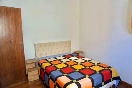 Apartamento para alugar com 200m², 4 quartos e 2 vagas Apartamento para alugar com 200m², 4 quartos e 2 vagasQuarto 4