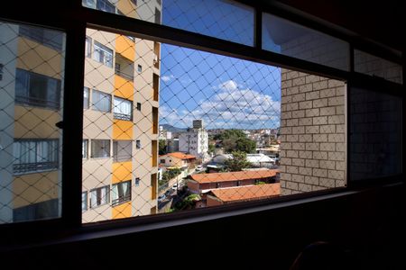 Apartamento para alugar com 200m², 4 quartos e 2 vagas Apartamento para alugar com 200m², 4 quartos e 2 vagasSala de Jantar - Janela