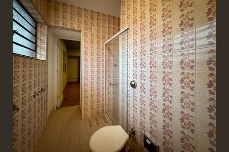 Casa à venda com 250m², 4 quartos e 5 vagasBanheiro Suíte 3
