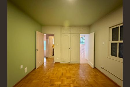 Casa à venda com 250m², 4 quartos e 5 vagasSuíte 3