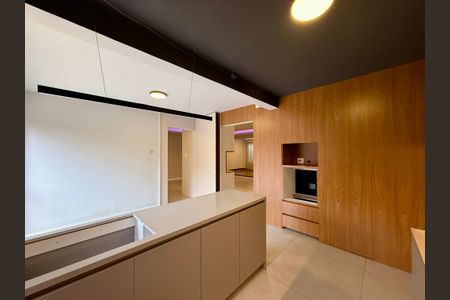 Casa à venda com 250m², 4 quartos e 5 vagasCozinha