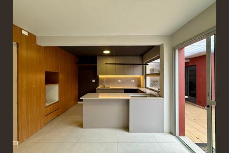 Casa à venda com 250m², 4 quartos e 5 vagasCozinha
