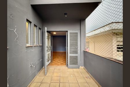 Casa à venda com 250m², 4 quartos e 5 vagasSacada Suíte 2