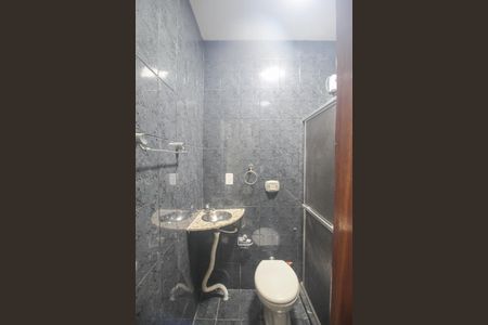 Casa para alugar com 93m², 2 quartos e sem vaga Casa para alugar com 93m², 2 quartos e sem vagaBanheiro da Suíte