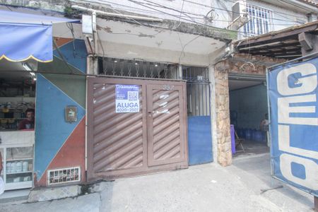 Casa para alugar com 93m², 2 quartos e sem vaga Casa para alugar com 93m², 2 quartos e sem vagaFachada