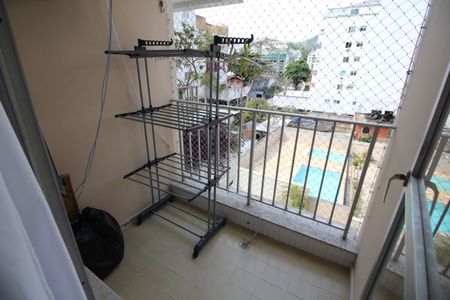 Apartamento à venda com 85m², 2 quartos e 1 vagaQuarto 2 - Varanda