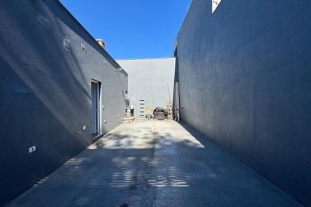 Casa à venda com 290m², 4 quartos e 7 vagas Casa à venda com 290m², 4 quartos e 7 vagasGaragem