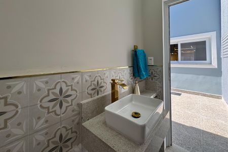 Casa à venda com 290m², 4 quartos e 7 vagas Casa à venda com 290m², 4 quartos e 7 vagasLavabo 2