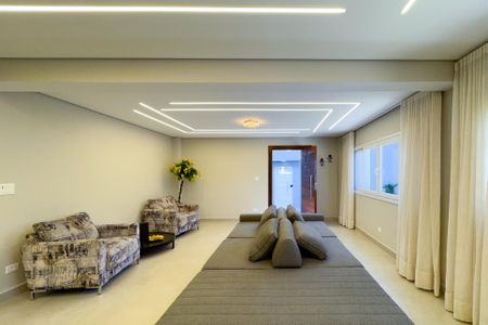 Casa à venda com 290m², 4 quartos e 7 vagas