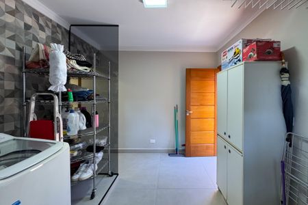 Casa à venda com 290m², 4 quartos e 7 vagas Casa à venda com 290m², 4 quartos e 7 vagasÁrea de Serviço